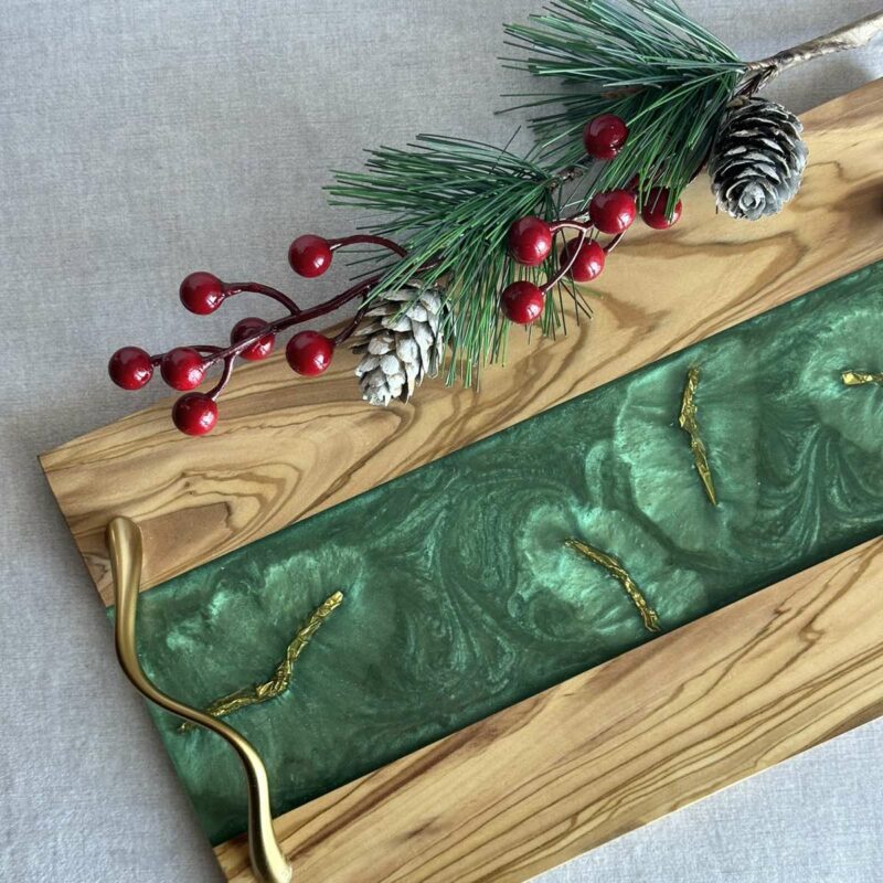 "Green River" tray