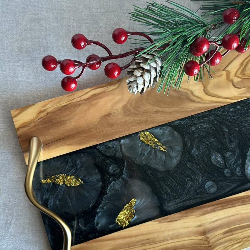 "Black river" tray